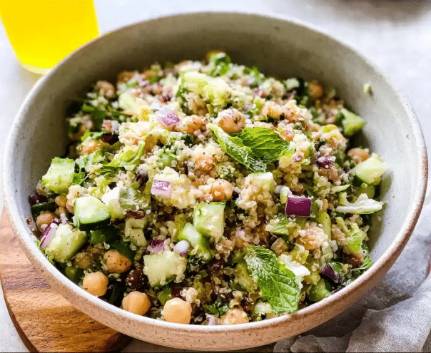 Jennifer Aniston Salad Recipe: Fresh, Protein-Packed & Actually Delicious 5 Fresh Jennifer Aniston Salad with chickpeas, herbs, and feta